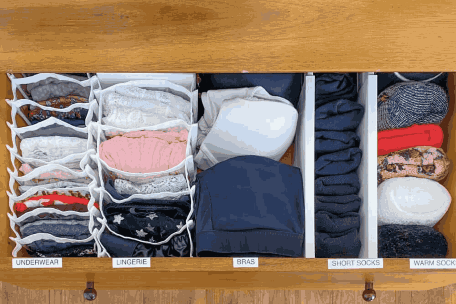 How to Package Hosiery Sets Without Tangling