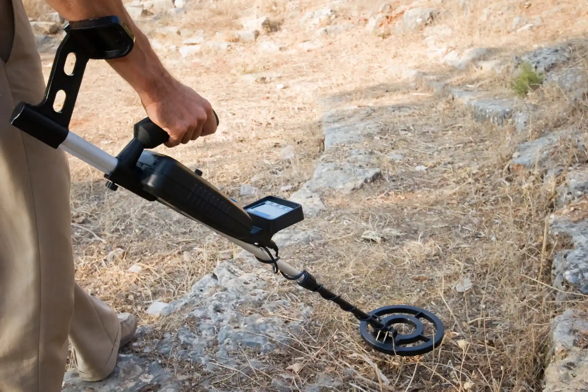 Best Gold Detector Machines for Deep Searching in 2025  