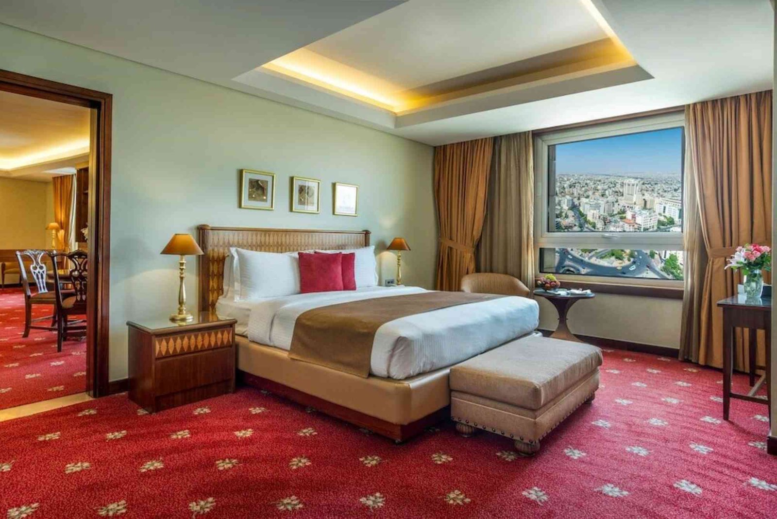 فندق رويال عمان